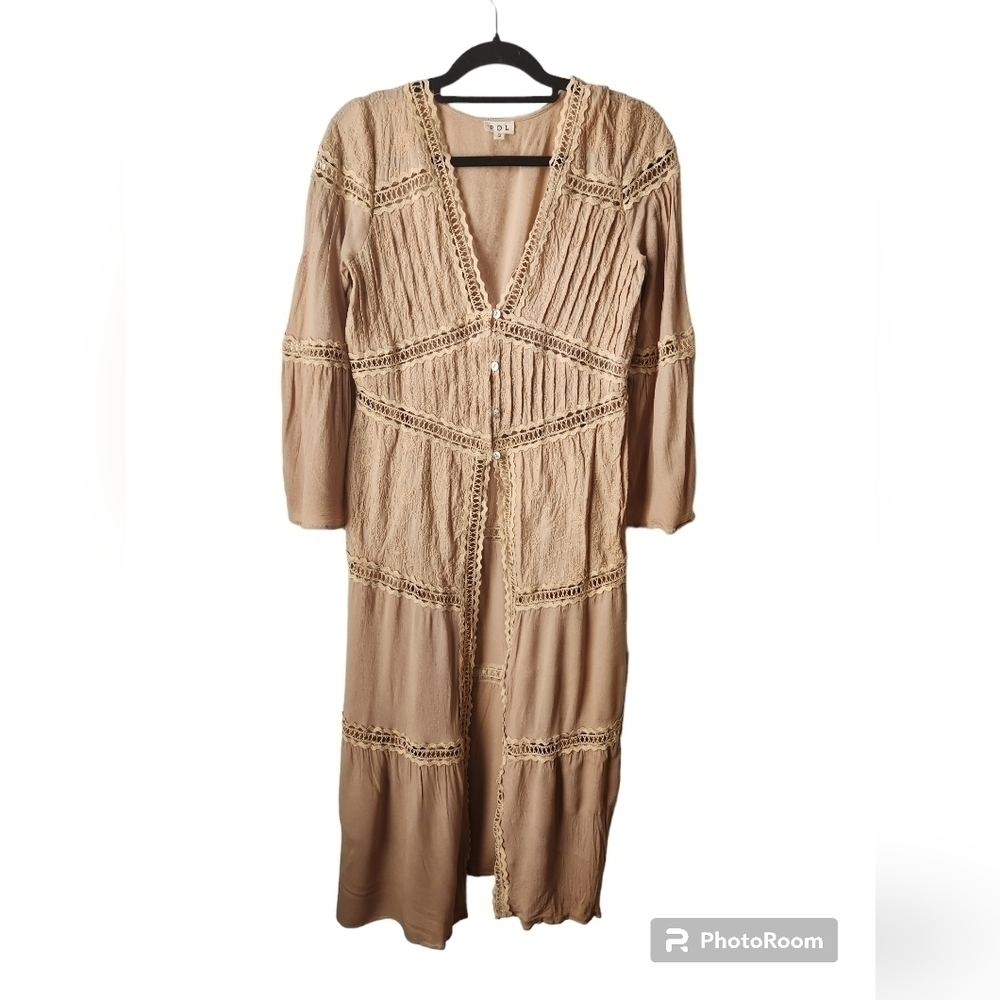 POL Embroidered Tan Duster Size Small